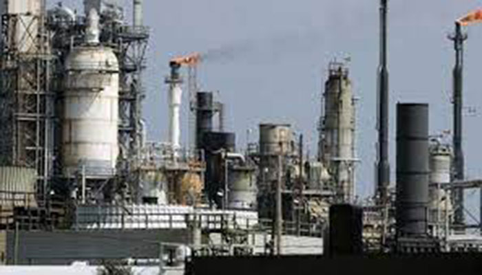 Furnace fuel glut also forces Byco Refinery to close down