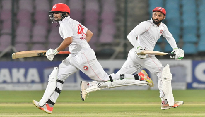 Quaid-e-Azam Trophy final evenly poised