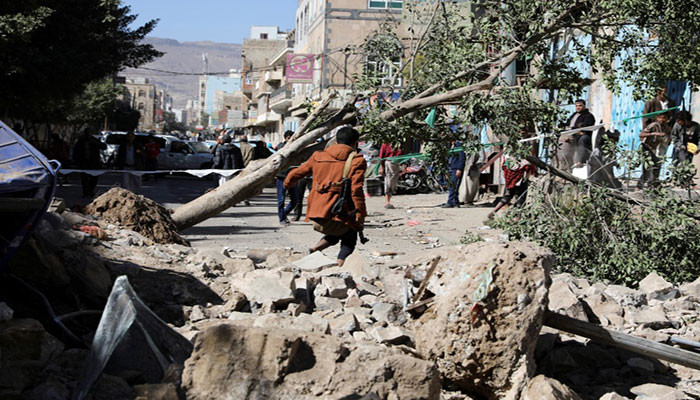 Koalisi Hantam Kamp Pemberontak di Yaman