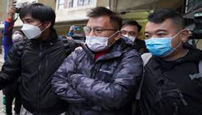 Hong Kong news site closes after raid, arrests
