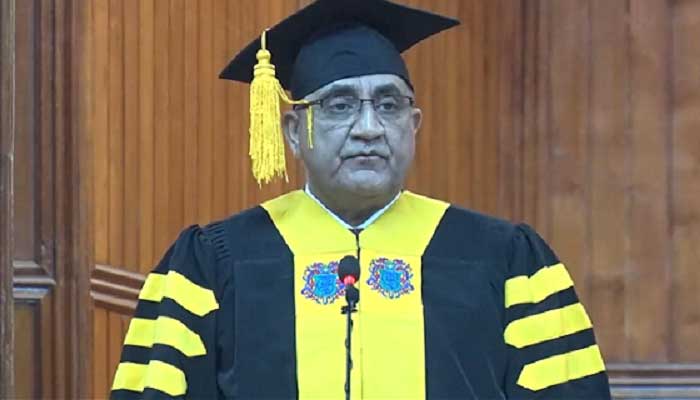 COAS General Qamar Javed Bajwa addressing the 54th Convocation of the College of Physicians and Surgeons Pakistan (CPSP) at the Jinnah Convention Centre. -Radio Pakistan