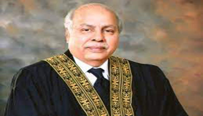CJP asks Tharis to file petitions for resolution of problems