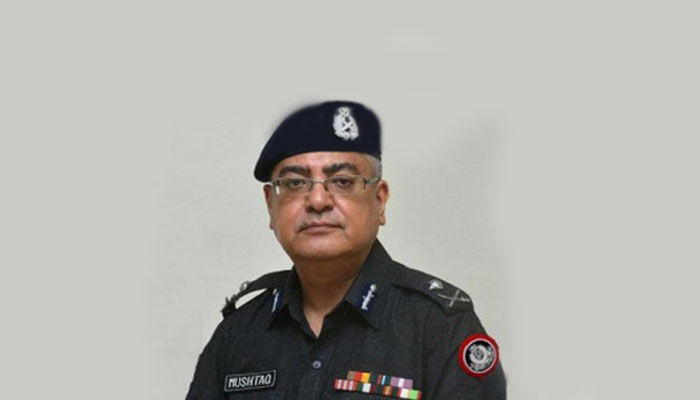 Sindh’s top cop announces revised police recruitment policy for 2022