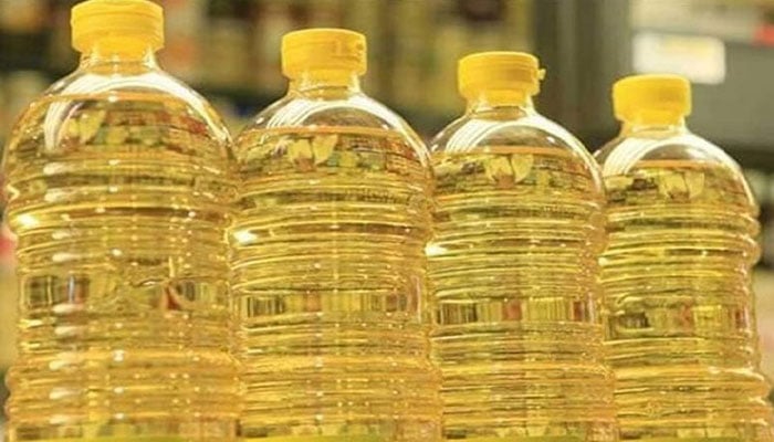 Thousands of tons of cooking oil, ghee being smuggled from Iran