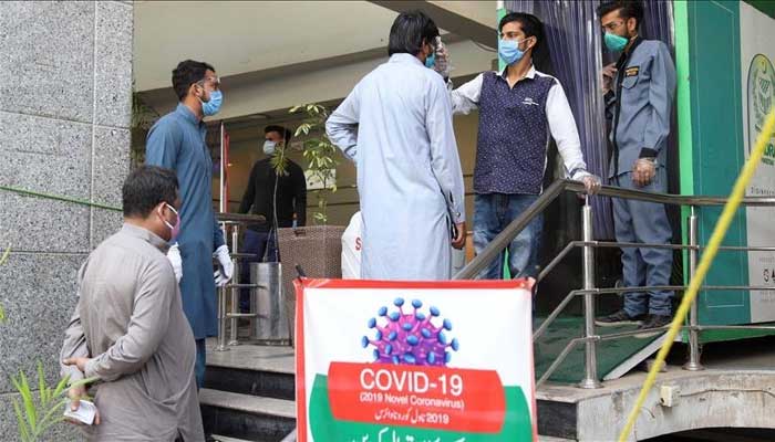 Pakistan logs over 4,000 Covid-19 cases on second straight day