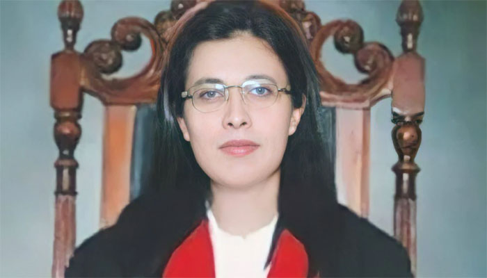 Justice Ayesha Malik to be sworn in as first-ever female SC judge today