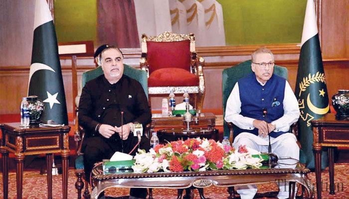 Inflation, fertilizer shortages: GDA, PTI Sindh leaders complain to President Alvi