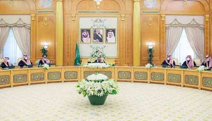 Saudi King Salman bin Abdul Aziz chairs in person cabinet meeting at Al-Yamamah Palace. -SPA