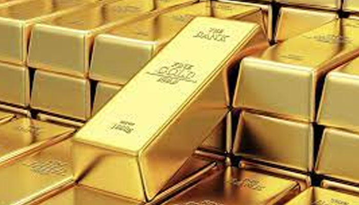 Gold gains Rs500/tola
