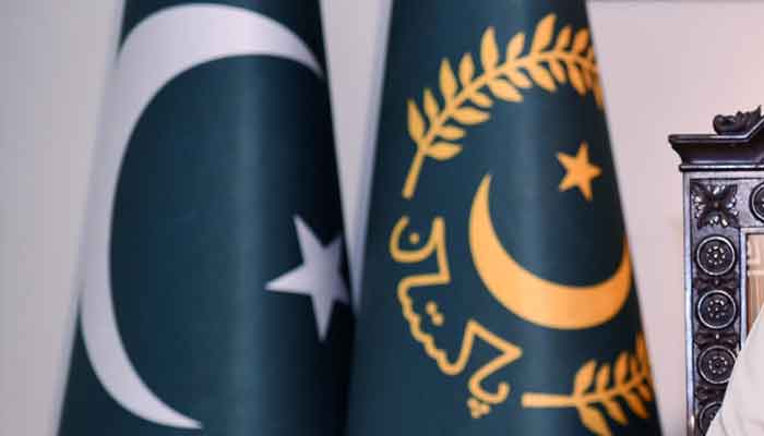 The flag of the President of Pakistan at Awan-e-Sadr. File photo