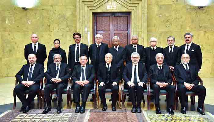 Chief Justice of Pakistan (CJP), Justice Gulzar Ahmed in a group photo along with Judges of Supreme Court of Pakistan on the eve of his retirement in Supreme Court of Pakistan in Islamabad on Tuesday. -APP