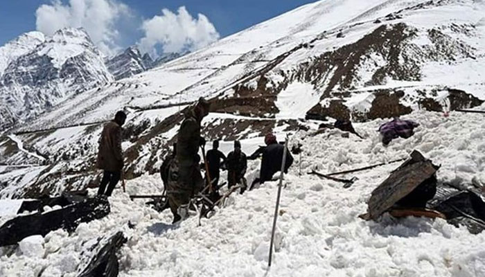 Seven Indian soldiers killed by avalanche in Arunachal Pradesh