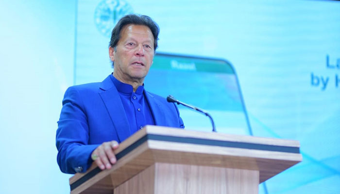 Despite good lifestyle, people don’t pay taxes: PM Imran Khan