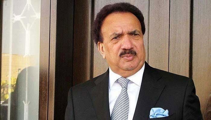 Rehman Malik was put on the ventilator after his health condition deteriorated due to the virus-related complications.-The News/File
