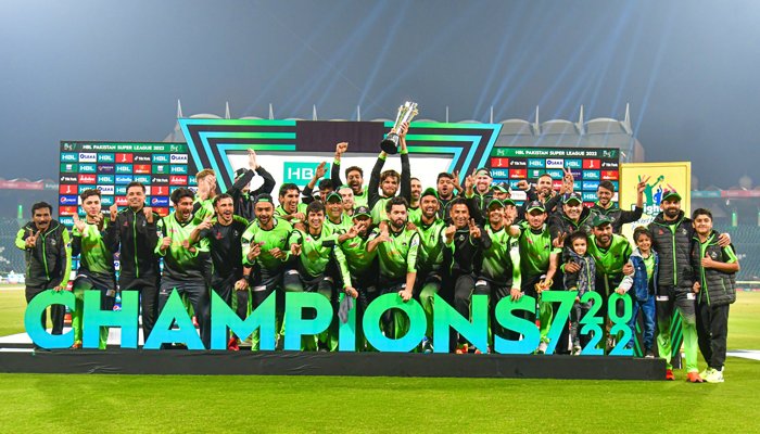 Qalandars trump Sultans to win PSL