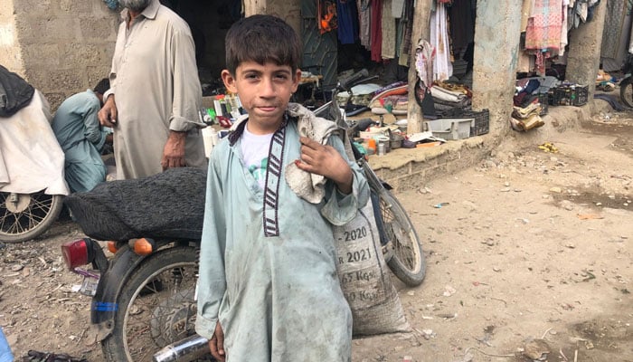 Statelessness keeps young Afghan refugees away from education