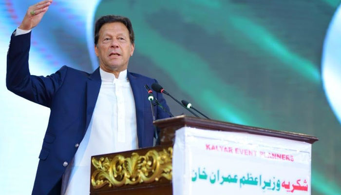 People prefer to drown with me rather than back three stooges, says PM Imran Khan