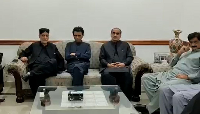 A delegation of Opposition leaders holds talks with MQM-P seeking their support for no-trust motion against Prime Minister Imran Khan. -Screengrab