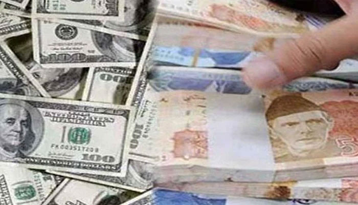 Rupee sinks on political turmoil - Vimarsana News