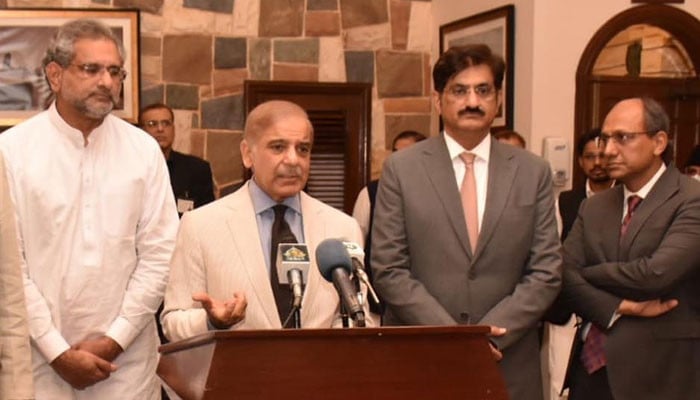 PM Shehbaz Sharif pledges all help for Sindh projects completion - Vimarsana News