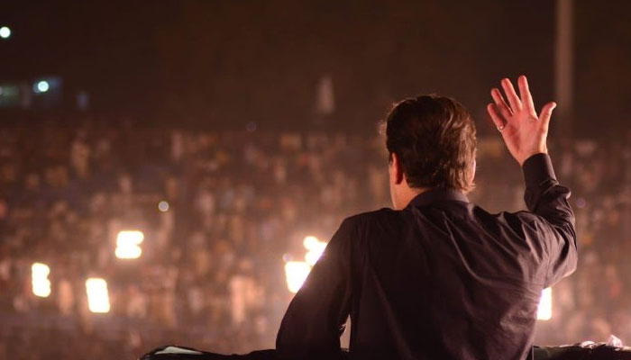 Imran Khan addressing a public gathering in Gujranwala on May 18, 2022. Photo: Twitter/ImranKhanPTI