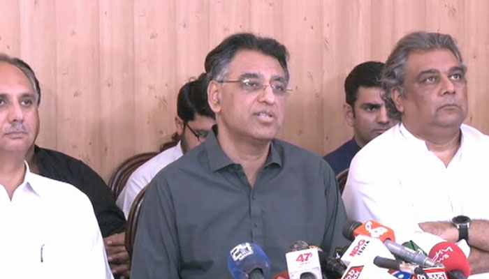 If Imran Khan is harmed, situation will go out of control: Asad Umar