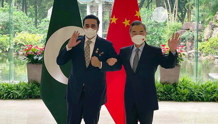 Pakistan and China agree on firm up strategic connections