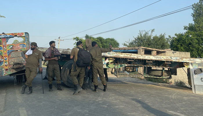 Punjab govt launches crackdown on PTI activists, leaders - Vimarsana News