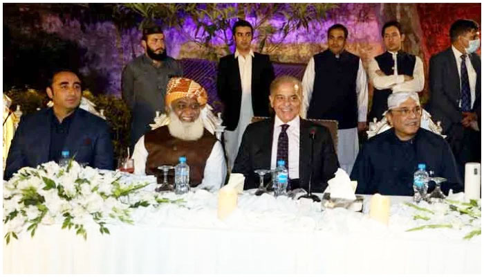 From Left: PPP Chairman Bilawal Bhutto-Zardari, JUI-F Chief Fazlur Rehman, PM Shehbaz Sharif and PPP Co-chairman Asif Ali Zardari. Photo: The News/File