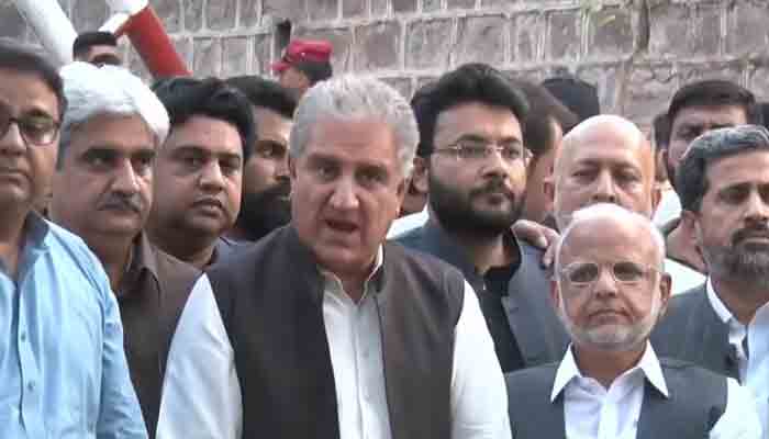 PTI to contest Punjab by-polls, puts off march