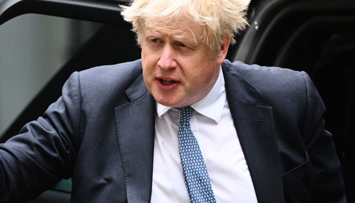 Boris Johnson survives no-trust vote