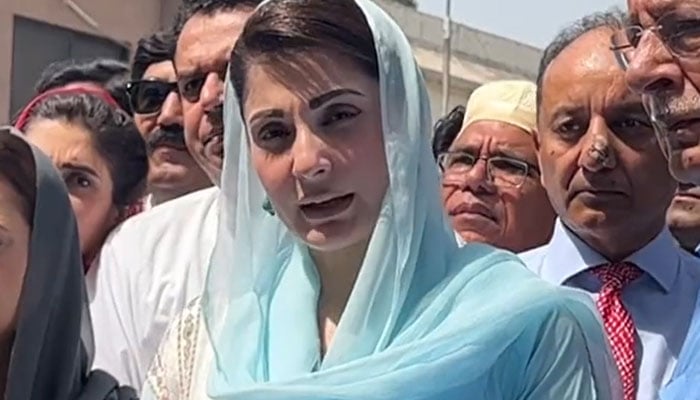 PMLN Vice President Maryam Nawaz talking to media after appearing before the Islamabad High Court on June 9, 2022. Photo: Screengrab of a Twitter/PMLN video