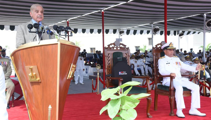 PM Shehbaz addressing the Commissioning Parade of 117th Midshipmen and 25th Short Service Commission at the Pakistan Naval Academy Karachi on June 25, 2022. Photo: PID