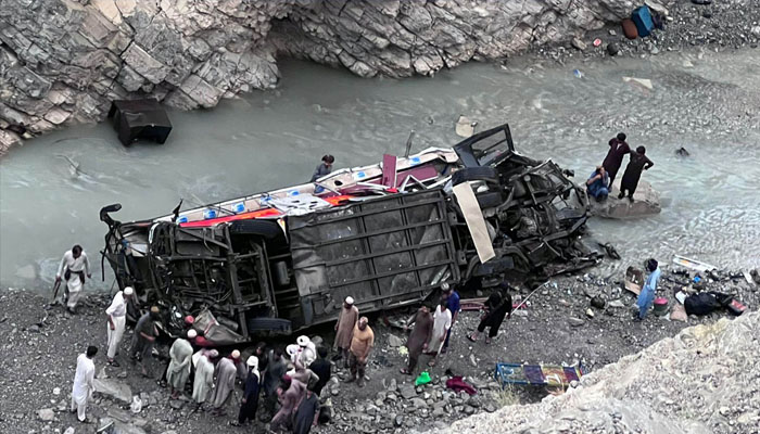 20 perish as bus plunges into ravine