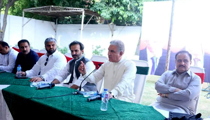 PTI leader Shah Mehmood Qureshi addressed a press conference on June 3. Photo PTI Twitter