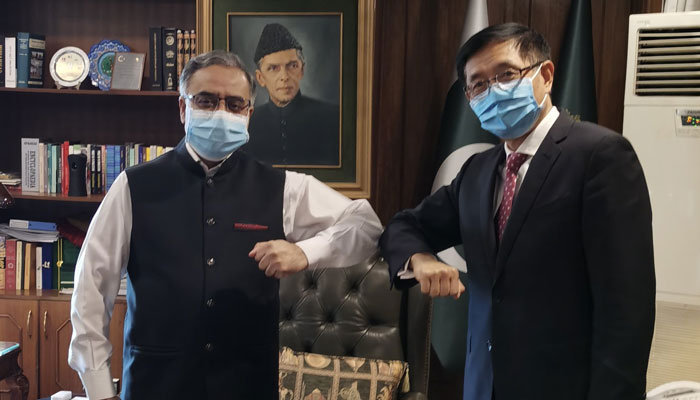 Chinese Special Envoy on Afghanistan, Ambassador Yue Xiaoyong, and Foreign Secretary Sohail Mahmood exchanged views at the Foreign Office in Islamabad on July 18, 2022. Photo: Twitter/stuartyueh