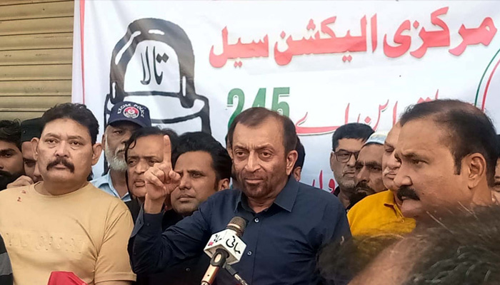 MQM-P former convener and Organization Restoration Committee Head, Dr Farooq Sattar talking to media persons regarding NA-245 by-election, in Karachi on Monday, July 18, 2022. -PPI