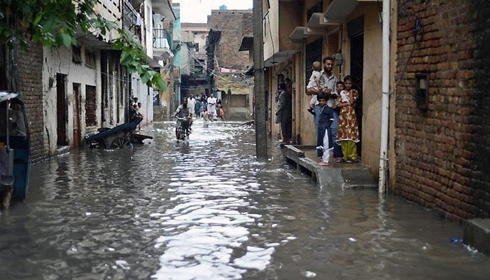 Rain wreaks havoc in Rawalpindi, Islamabad - Vimarsana News