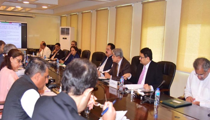 ECC lifts ban on imports - Vimarsana News