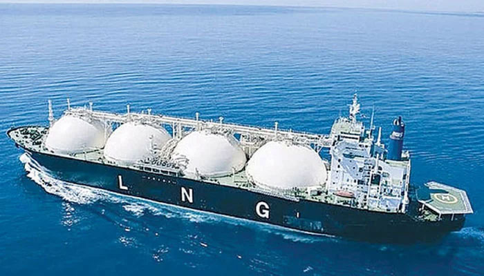 Pakistan seeks six-year LNG supply contract. File photo