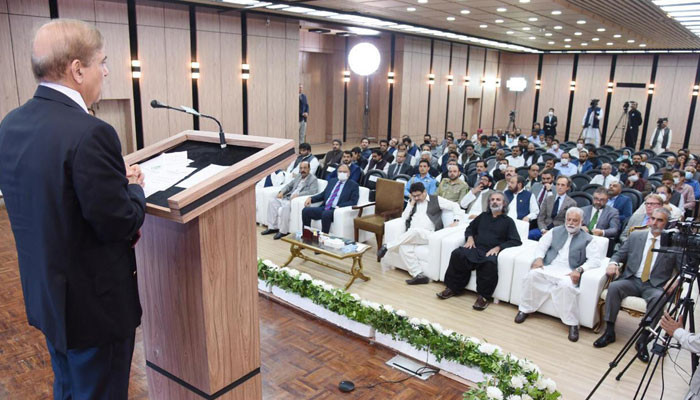 PM launches Rs37bn cash scheme for flood victims - Vimarsana News