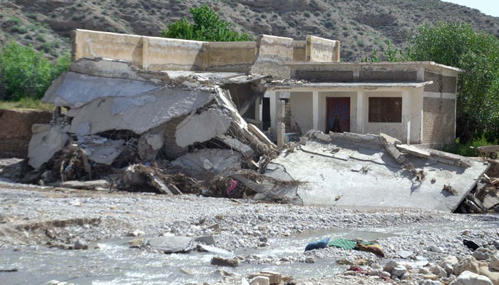 Flood has damaged the building of a Government Middle School in Hana Orak, a picnic point at the suburbs of Quetta.&mdash; APP/ Mohsin Naseer