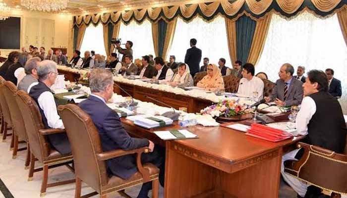Ex prime minister Imran Khan with cabinet. —File Photo