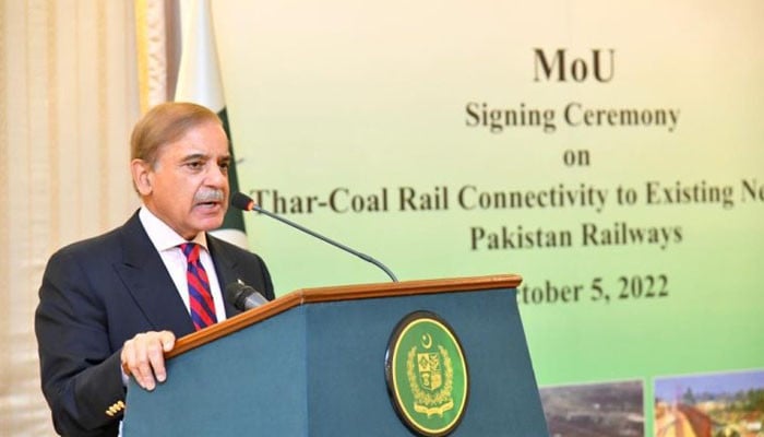 PM for linking Thar coal mines with railway network