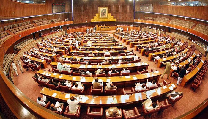 Refusal to return to Parliament: PTI has missed the bus to vote out govt - Vimarsana News