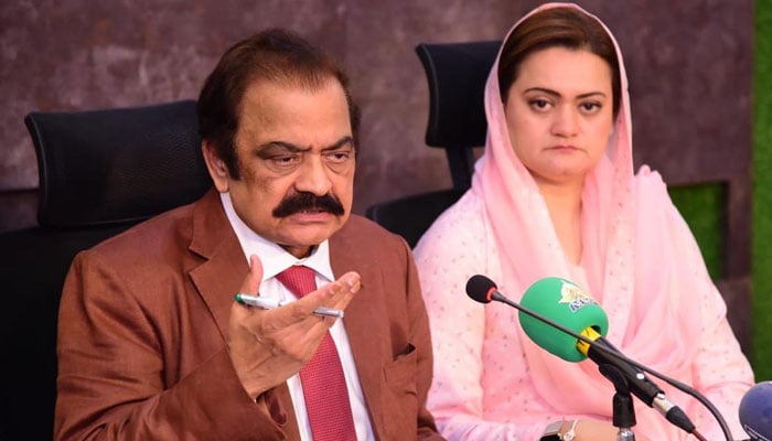 Interior Minister Rana Sanaullah and Info minister Marriyum Aurangzeb addressing a press conference in Islamabad on November 3, 2022. PID