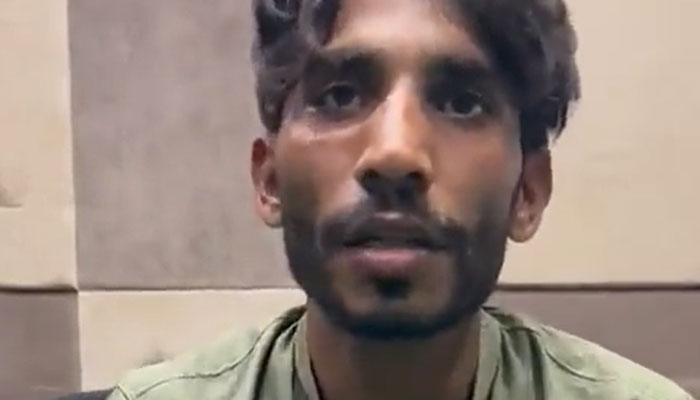 The suspected attacker of Imran Khan. Screengrab of a second confessional video on Twitter