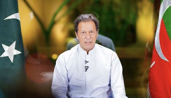 Imran Khan addressing the participants of the long march in Gujrat on November 11, 2022. Screengrab of a YouTube video.