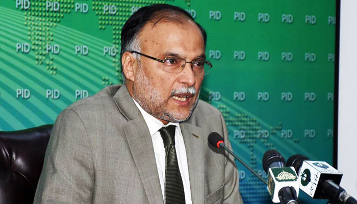 Minister of Planning, Development and Special Initiatives Ahsan Iqbal addresses a press conference — Online/File
