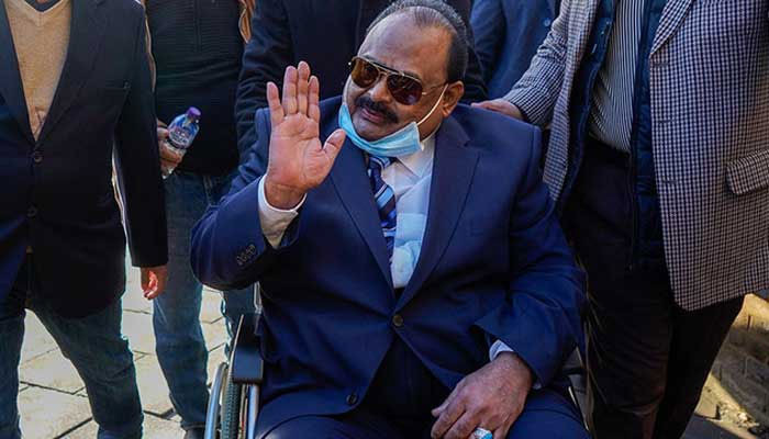 Altaf to go against former devotees over seven properties at UK High Court - Vimarsana News
